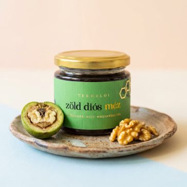 Grüne Nüsse in Honig 50g